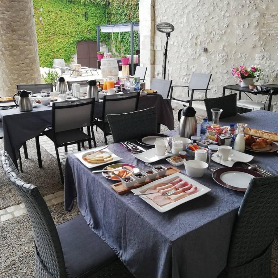 Le Domaine Du Haut Preau Saint-Palais-de-Negrignac Екстериор снимка